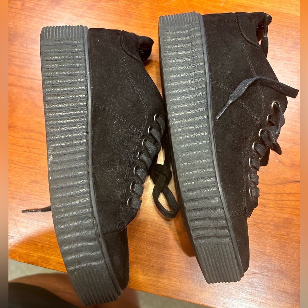 Steve Madden sneakers